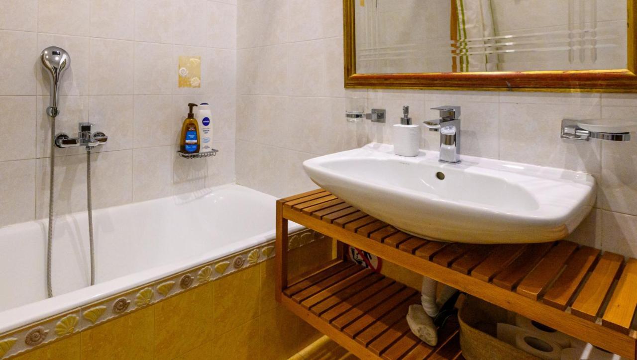 Cozy Small Smart Villa With Private Pool Mikri Mantineia Kalamáta Eksteriør bilde